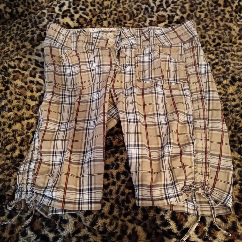 Women's long shorts/Capris